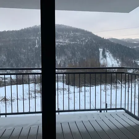 Tosia Z Widokiem Na Gory I Garazem * شتوروك