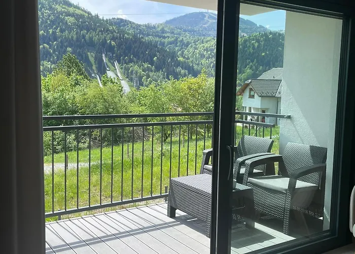 Tosia Z Widokiem Na Gory I Garazem *