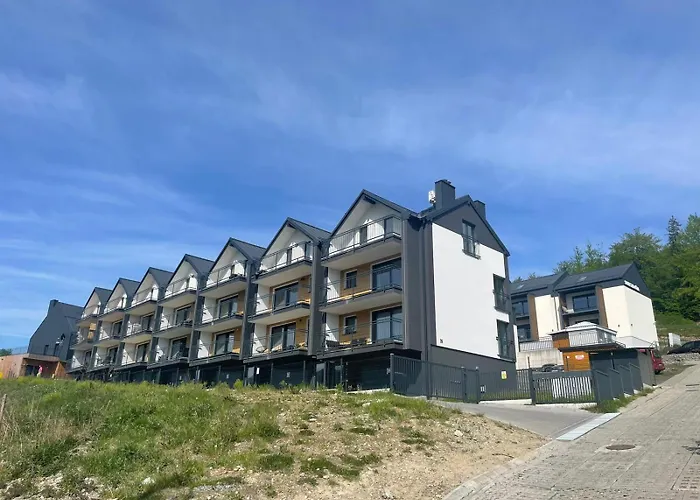 Tosia Z Widokiem Na Gory I Garazem * שצ'צ'ירק